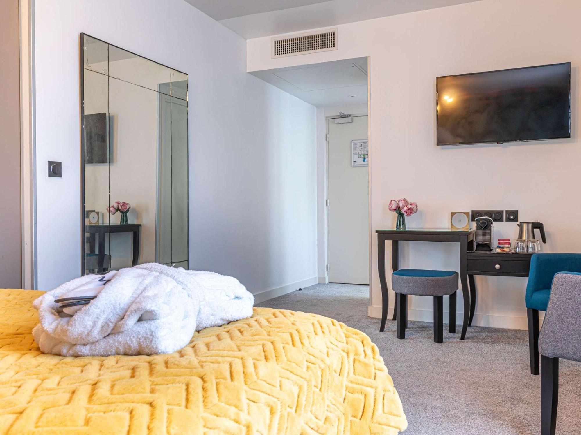 Mercure Paris Saint Cloud Hippodrome Ngoại thất bức ảnh